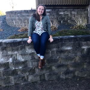 Meet your Posher, Mateah